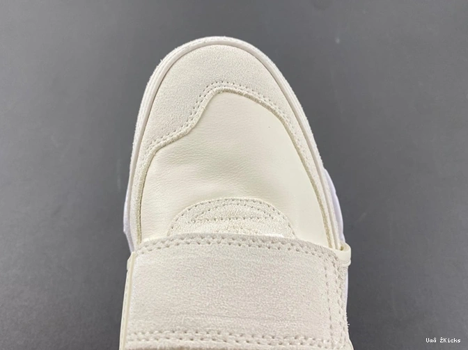Scott SP Sail Travis HQ3061- 5966 Nike Field Jaxx Zoom Resilient 21 0817